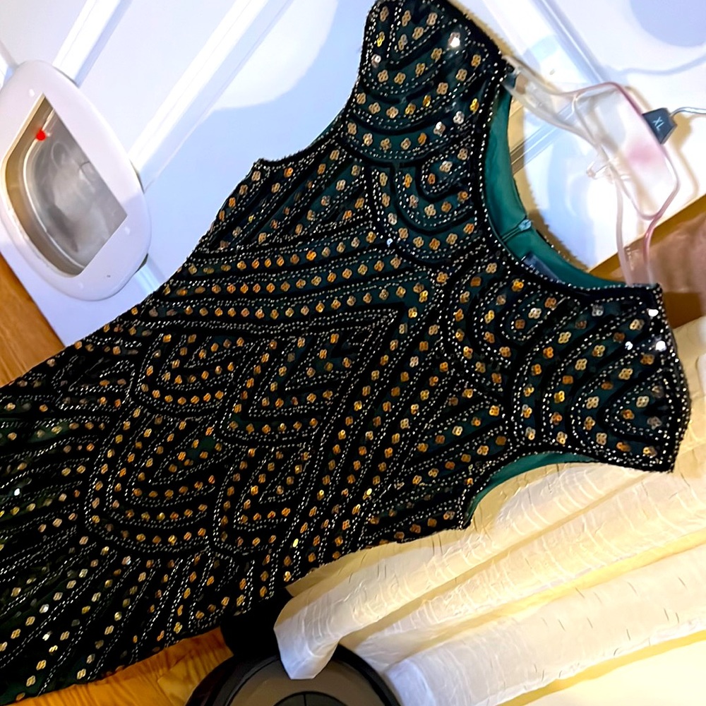 Dress dark green like new